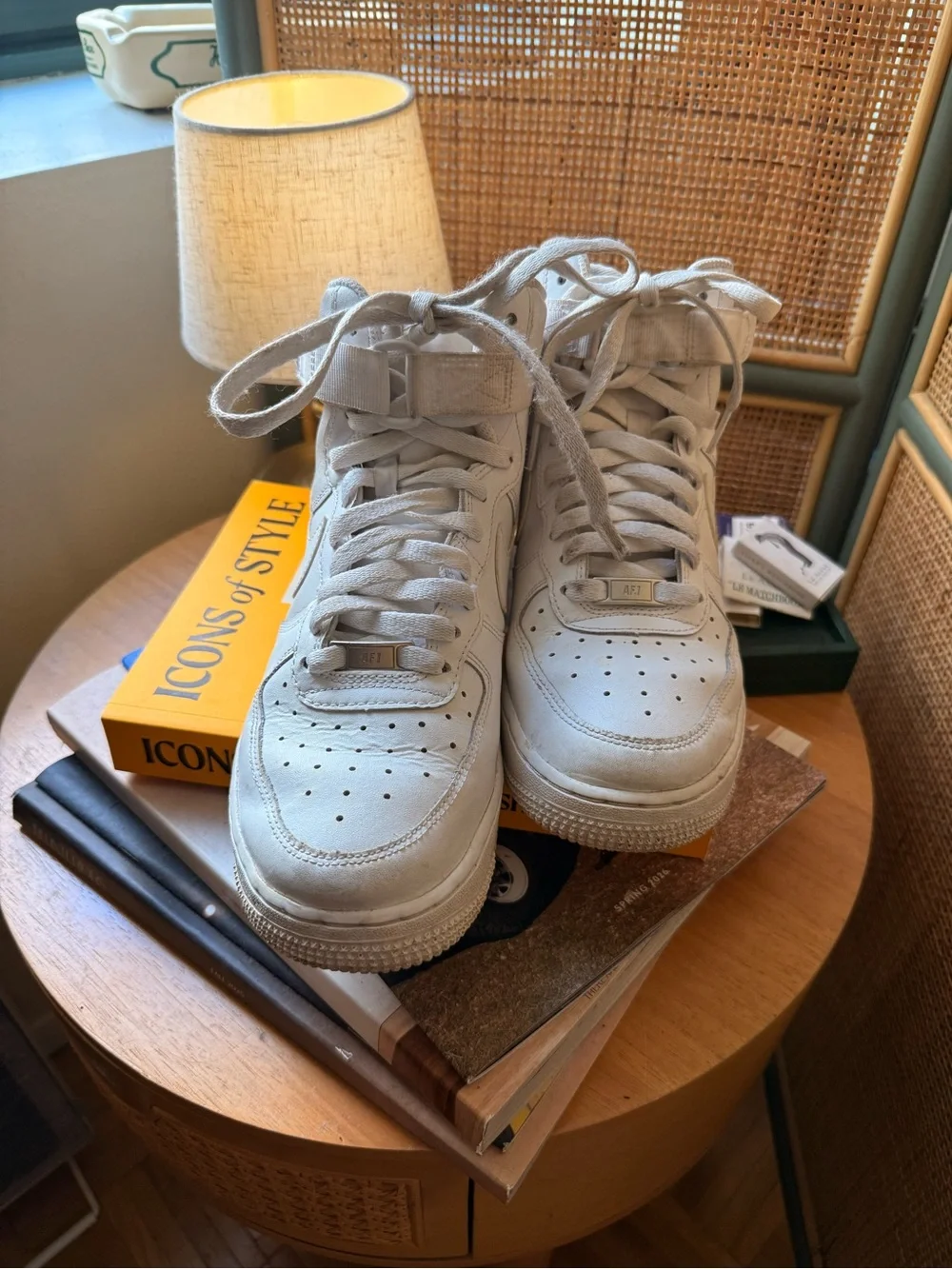 Nike Air Force 1 High ’07 Triple White GS Youth 7Y Sneakers DH2943-111
